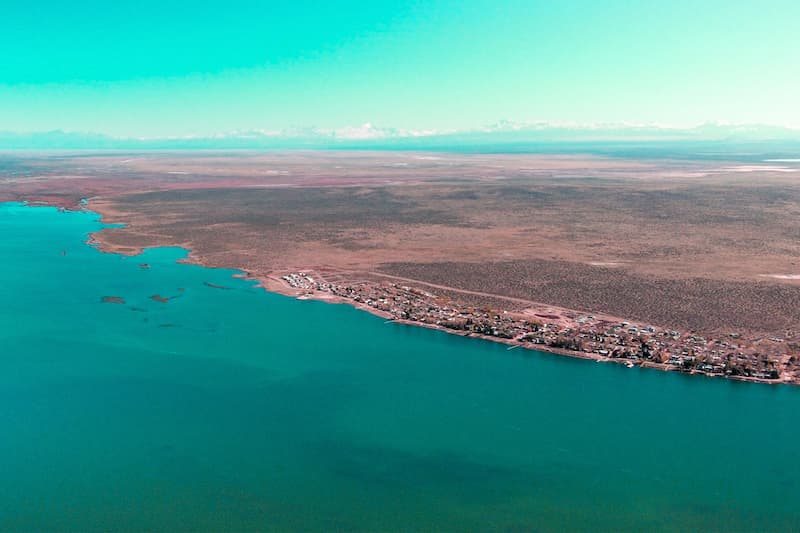 Paralelo 35 — la costa desde el aire